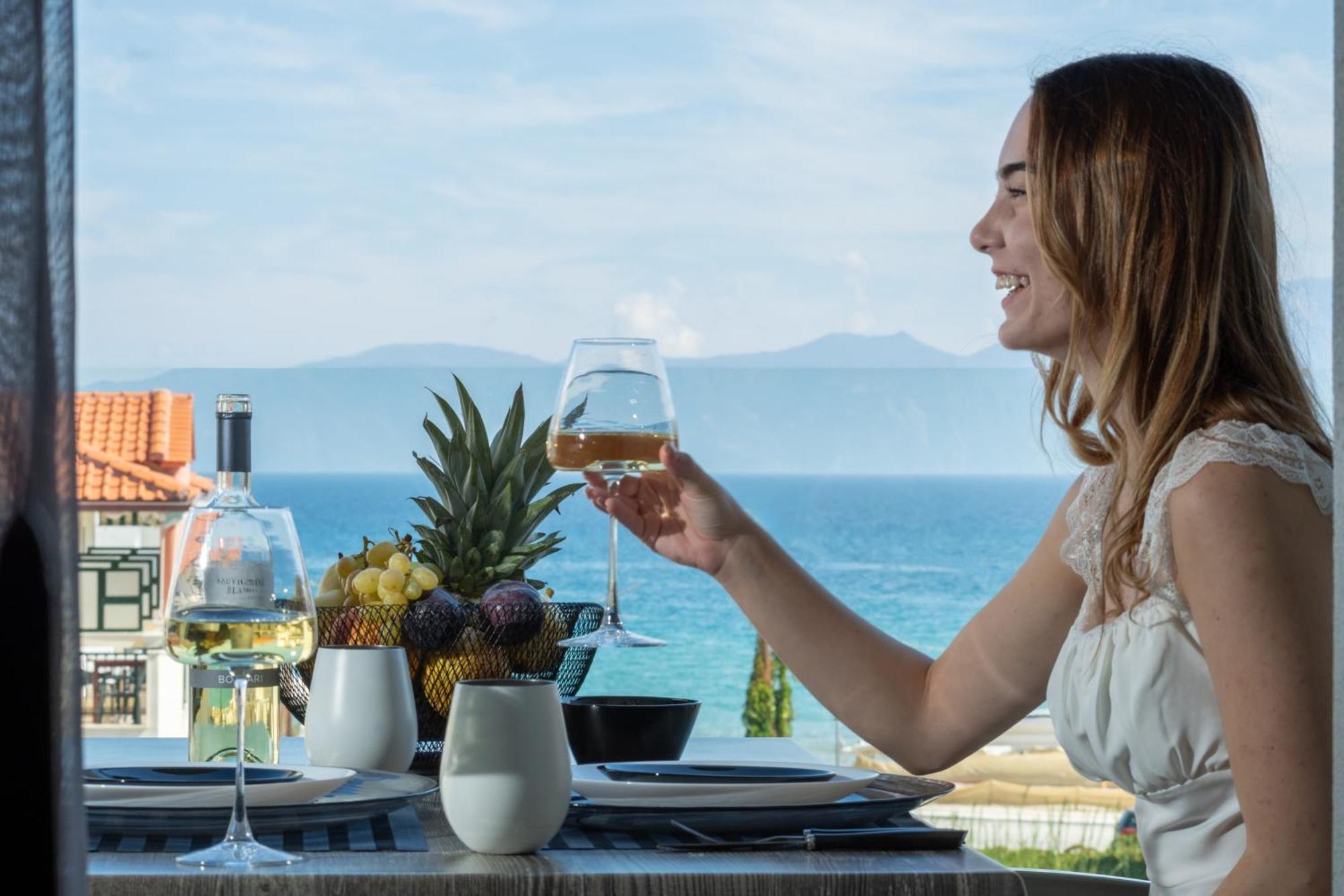 Sarti Premium Suites Buitenkant foto