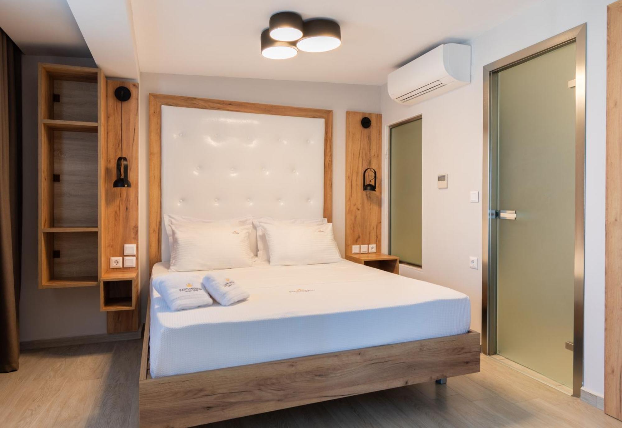 Sarti Premium Suites Buitenkant foto