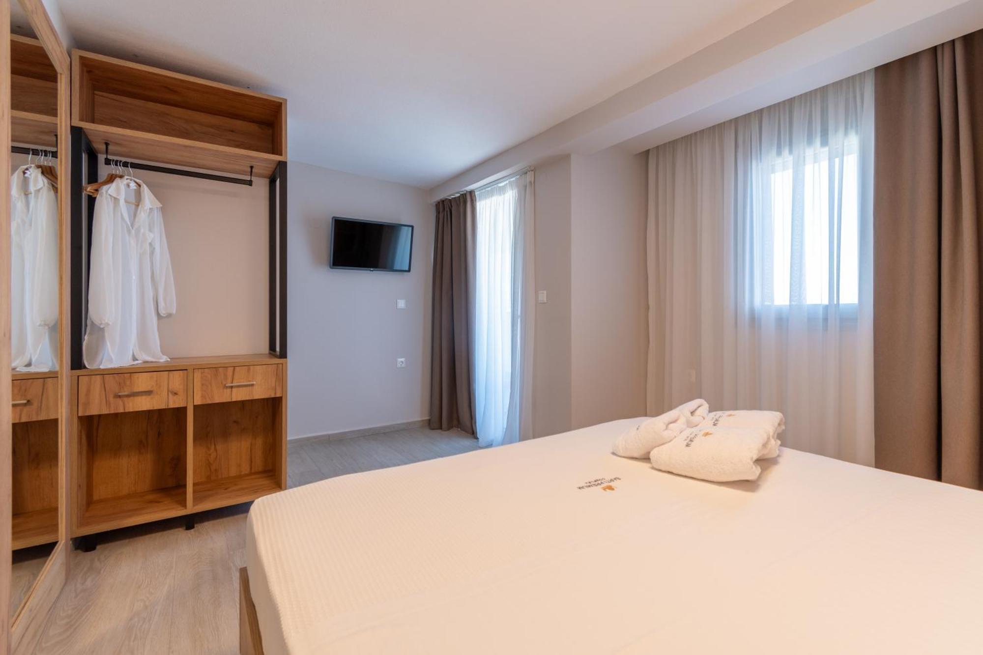 Sarti Premium Suites Buitenkant foto